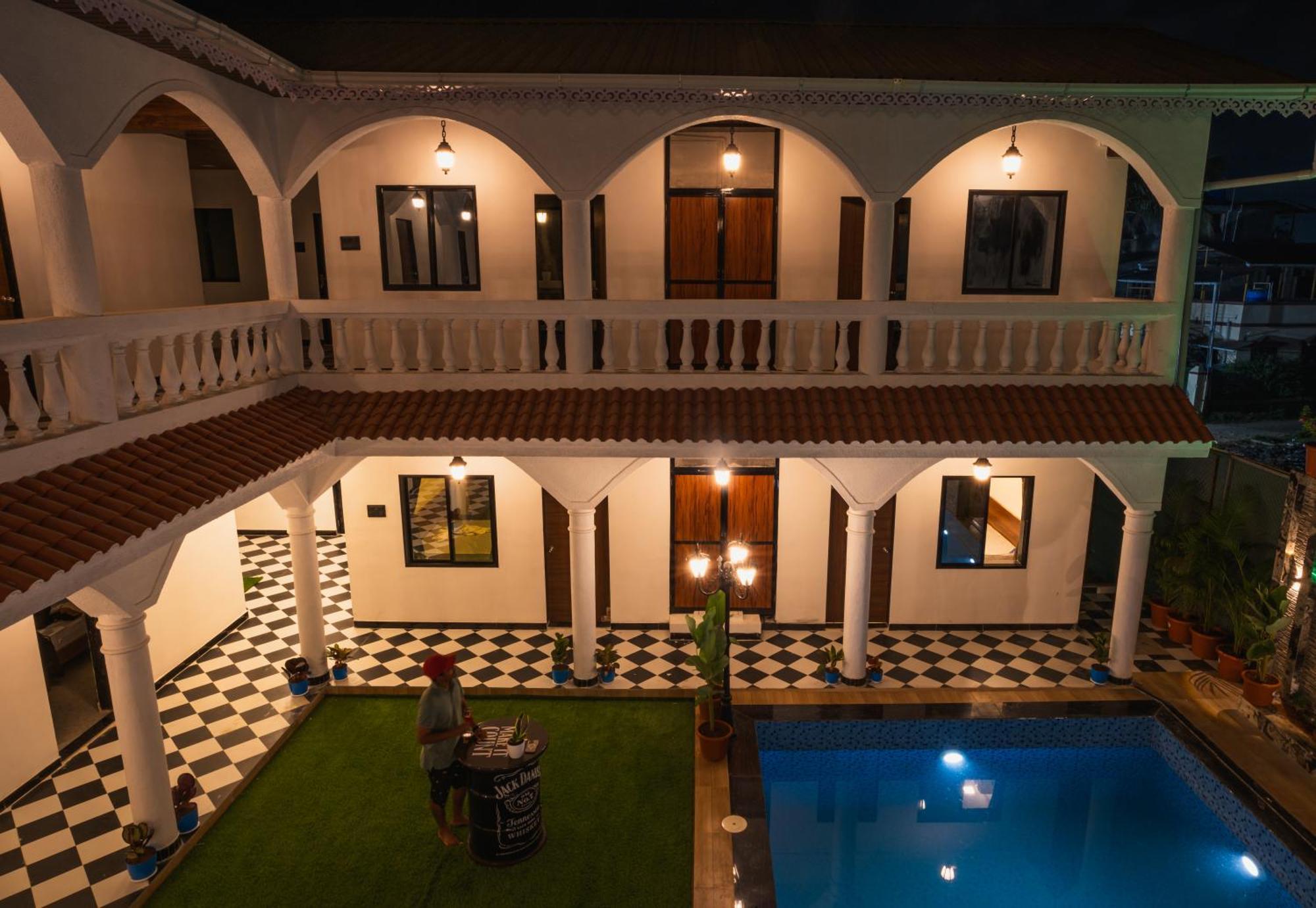 فندق Sapphire Mansion آليباغ المظهر الخارجي الصورة