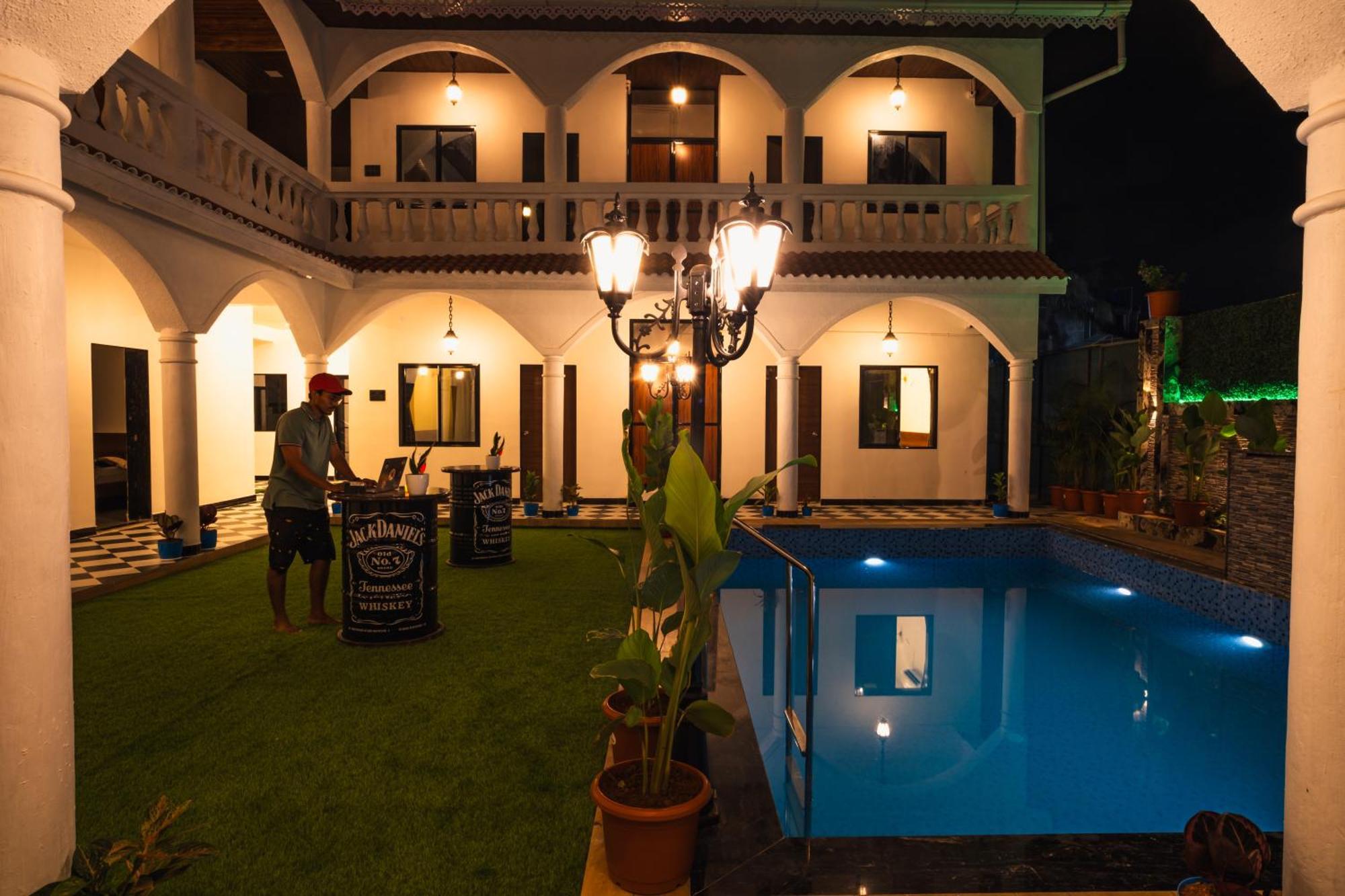 فندق Sapphire Mansion آليباغ المظهر الخارجي الصورة
