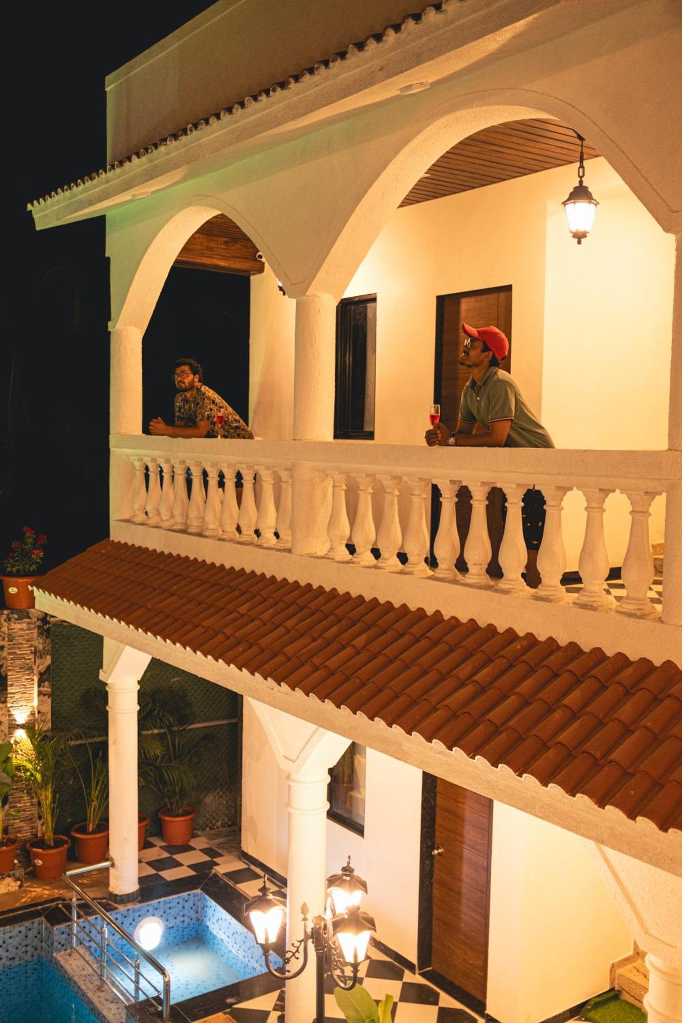 فندق Sapphire Mansion آليباغ المظهر الخارجي الصورة