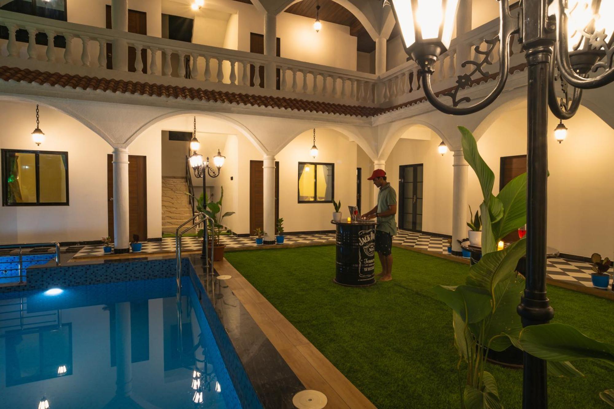 فندق Sapphire Mansion آليباغ المظهر الخارجي الصورة